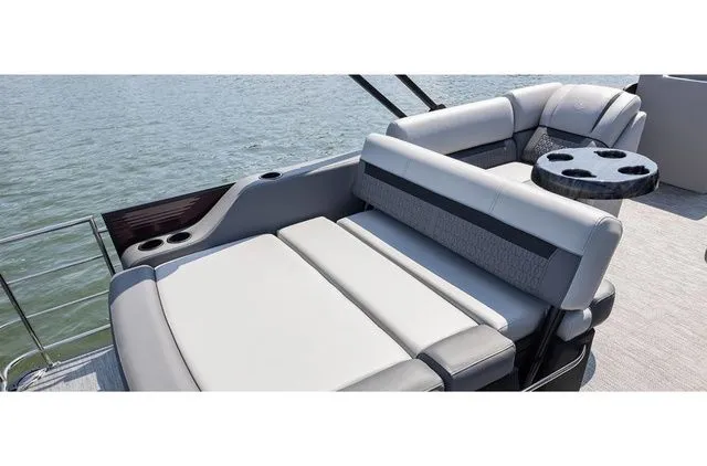 Slide: The Image of Sweetwater Sweetwater 2286 SFL 2023 - 14