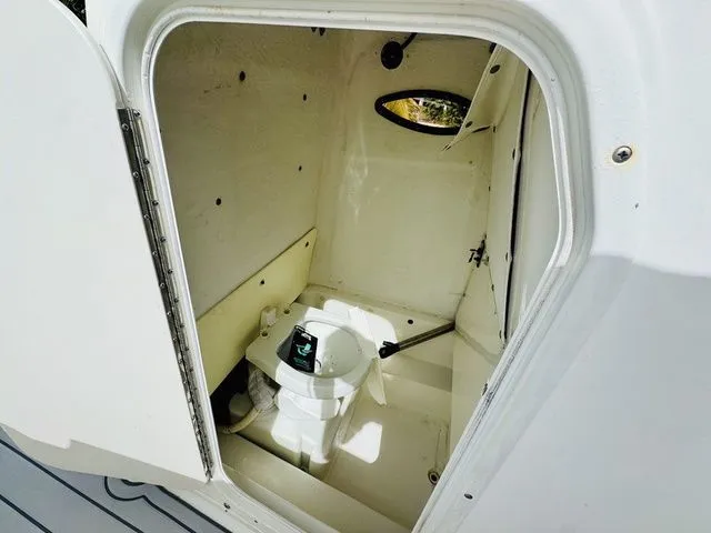 Slide: The Image of NauticStar 2500XS Offshore 2015 - 13