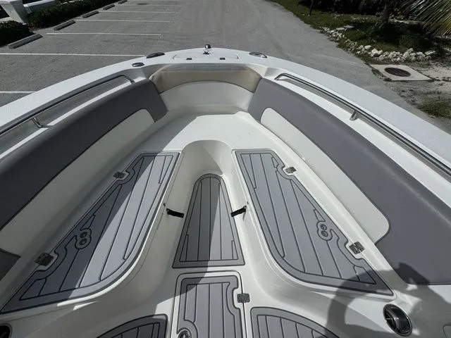 Slide: The Image of NauticStar 2500XS Offshore 2015 - 15