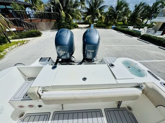 Slide: The Image of NauticStar 2500XS Offshore 2015 - 6