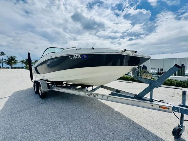 Slide: The Image of NauticStar 203 DC 2019 - 21