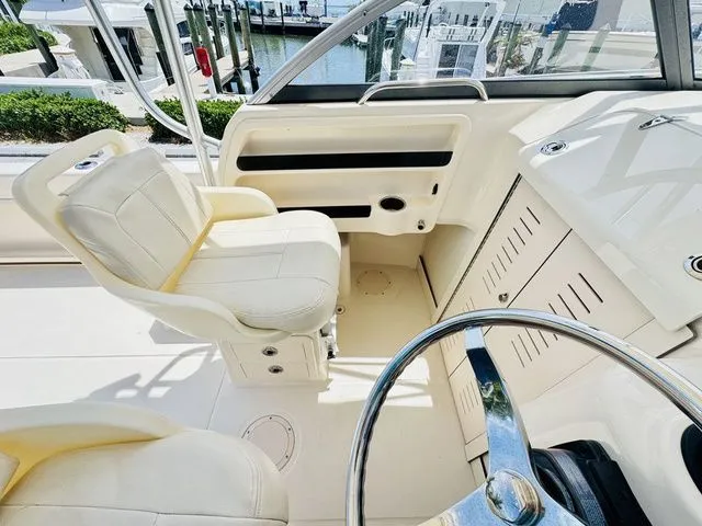 Slide: The Image of Grady-White Adventure 208 2017 - 8