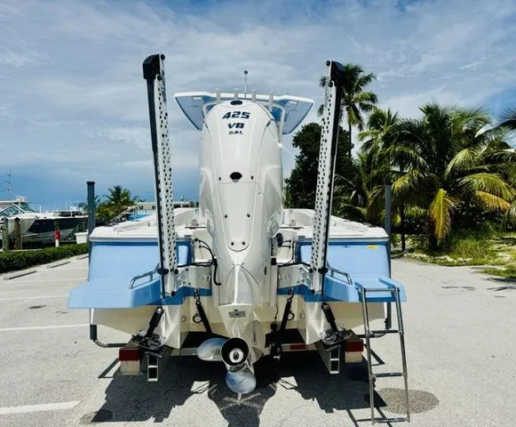 Slide: The Image of Robalo 266 Cayman 2023 - 5
