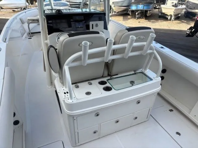 Slide: The Image of Sailfish 290 CC 2022 - 14