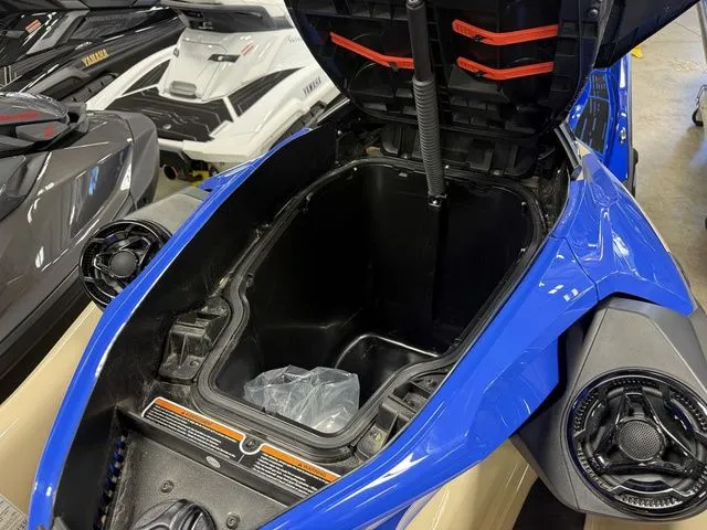 Slide: The Image of Sea-Doo Wake 2026 - 9