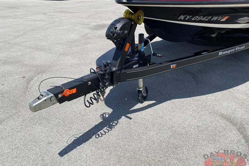 Slide: The Image of 2020 Ranger Z520L boat trailer hitch on concrete surface. - 13