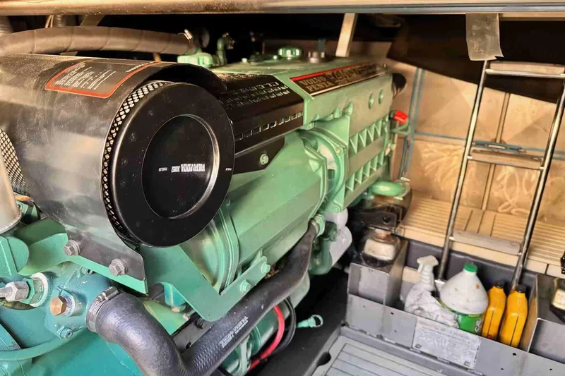 Slide: The Image of Engine room of 2003 Cranchi Atlantique 50 yacht with Volvo Penta engine. - 20