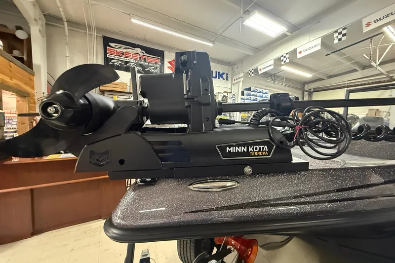 Slide: The Image of Minn Kota Terrova motor on 2026 Skeeter WX1910 boat in showroom setting. - 25
