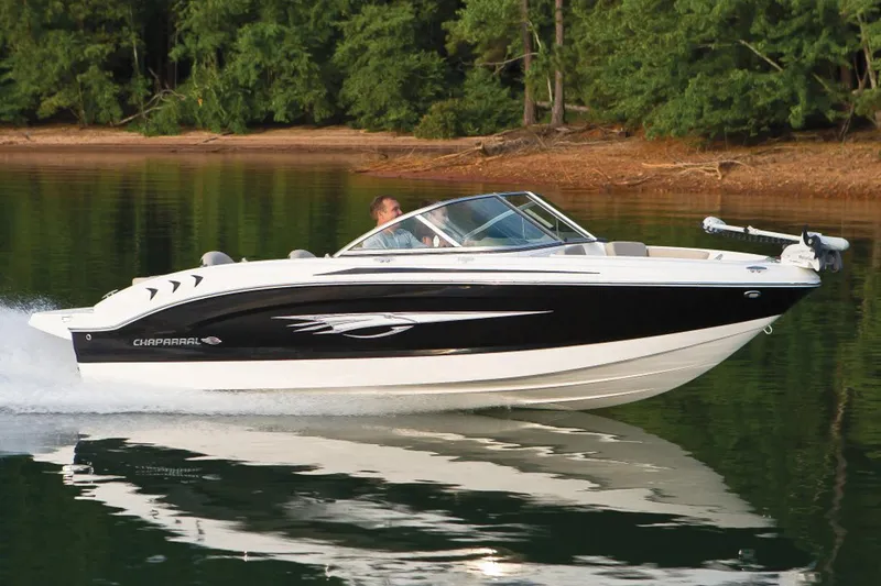 Slide: The Image of Manufacturer Provided Image: 2018 Chaparral 19 H2O Ski & Fish boat cruising on a lake. - 3