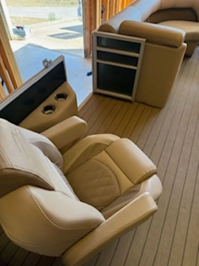 Slide: The Image of Bennington 24SCWXP 2017 - 6