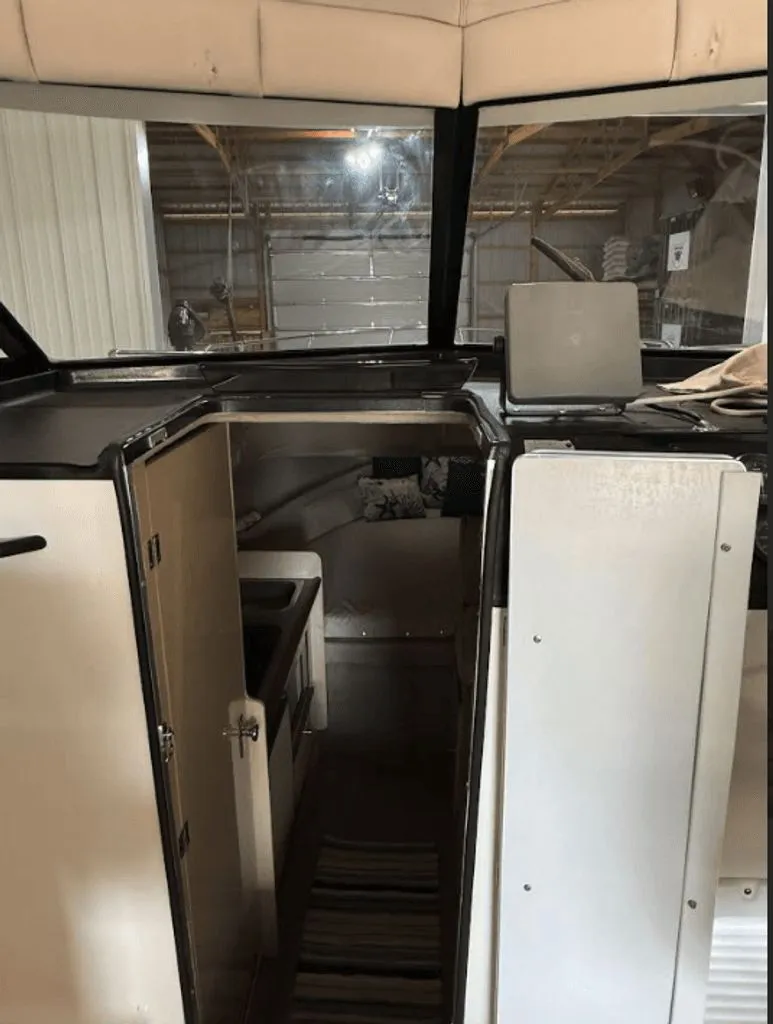 Slide: The Image of Bayliner 2452 Ciera Express 1996 - 12