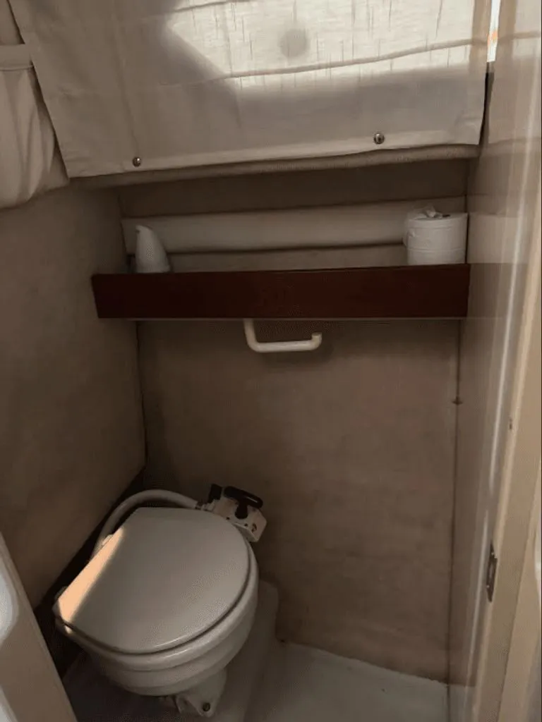 Slide: The Image of Bayliner 2452 Ciera Express 1996 - 16