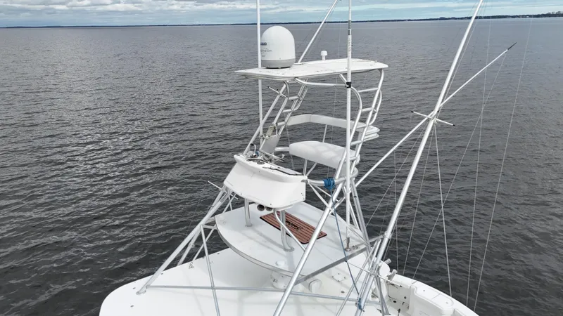 Slide: The Image of Out Island 38 Express 2006 - 50