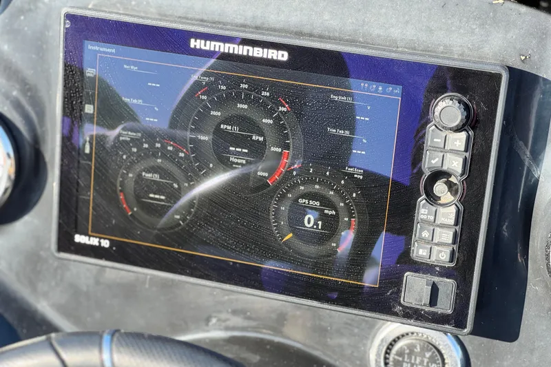 Slide: The Image of Dashboard of a 2019 Nitro Z21 boat with Humminbird Solix 10 display. - 22
