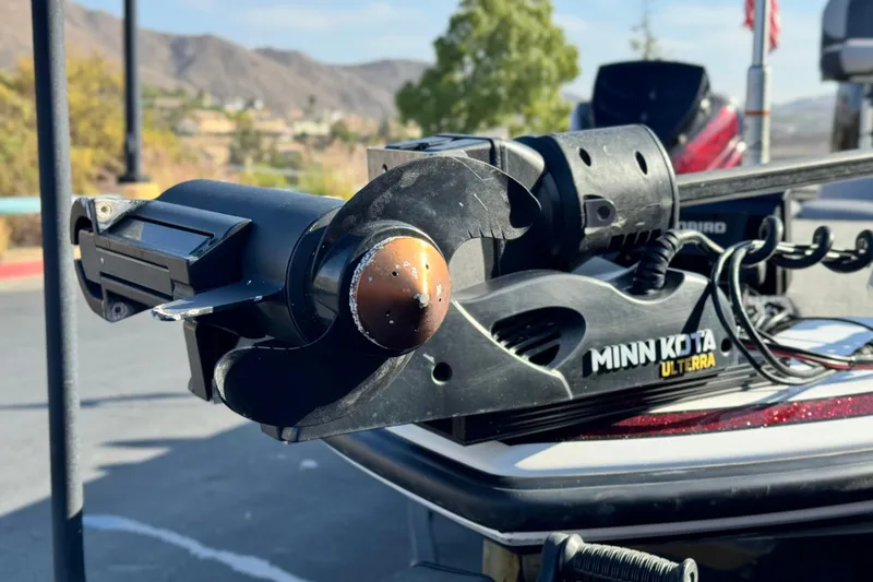 Slide: The Image of Minn Kota Ultrex motor on 2019 Nitro Z21 boat, outdoor setting. - 8