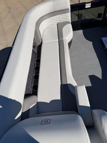 Slide: The Image of Godfrey Monaco 255 UCL - Yamaha 300 2026 - 17