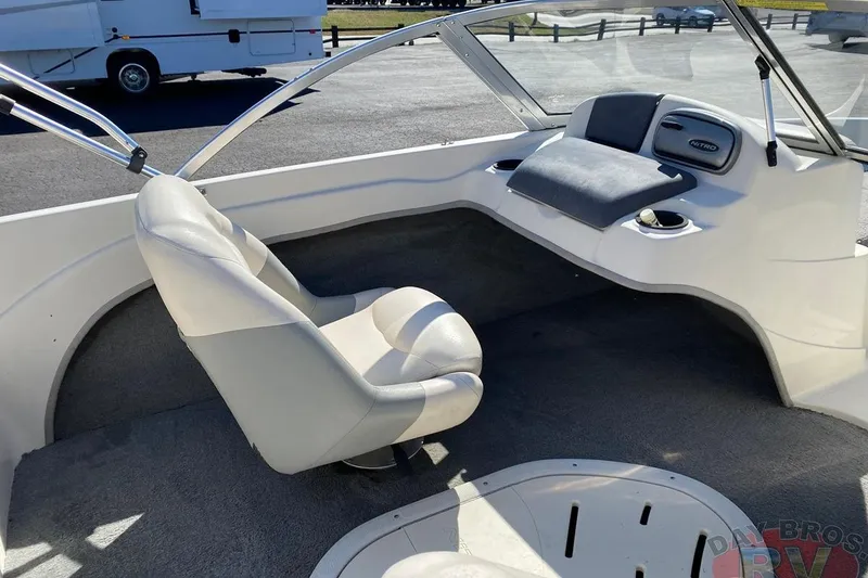 Slide: The Image of 2008 Nitro 189 Sport boat interior with seating and dashboard. - 39