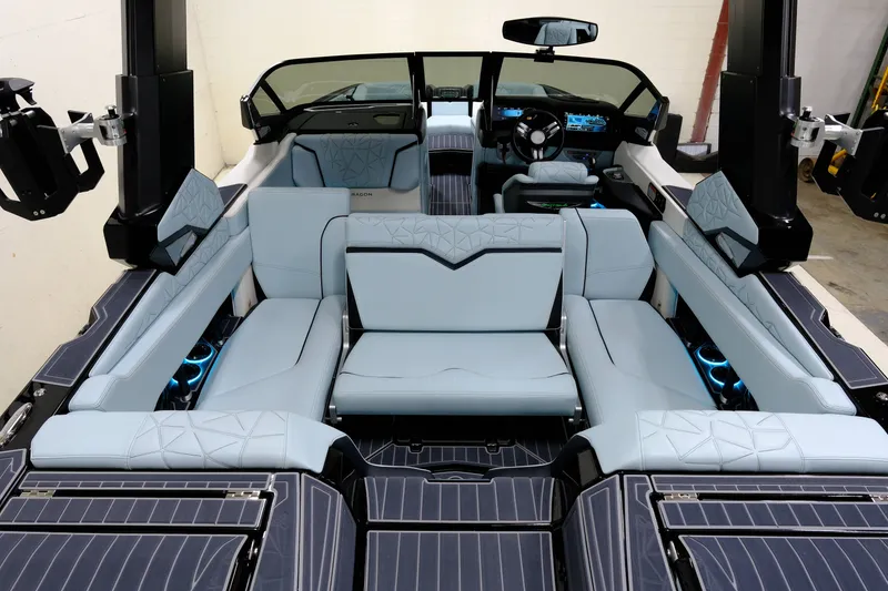 Slide: The Image of Nautique Super Air Nautique G23 Paragon 2022 - 14