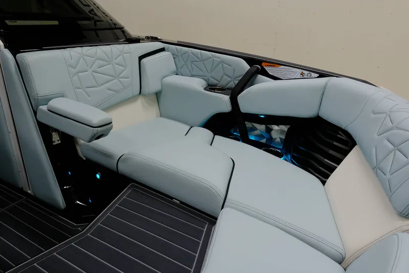 Slide: The Image of Nautique Super Air Nautique G23 Paragon 2022 - 19