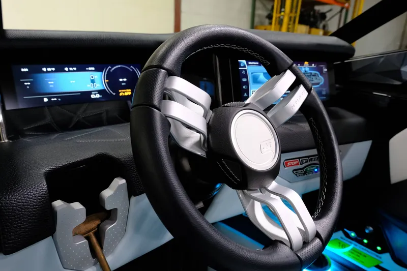 Slide: The Image of Nautique Super Air Nautique G23 Paragon 2022 - 21