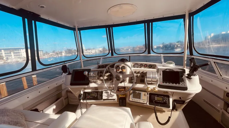 Slide: The Image of Carver Yachts 500 Cockpit Motor Yacht 1997 - 60