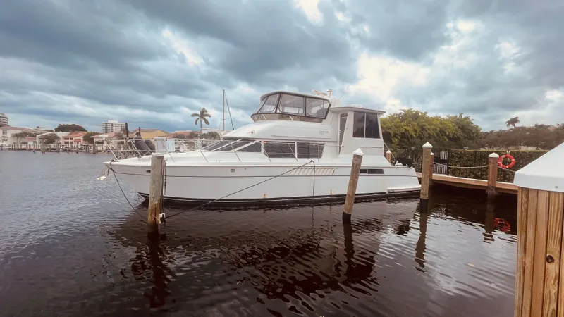 Slide: The Image of Carver Yachts 500 Cockpit Motor Yacht 1997 - 6