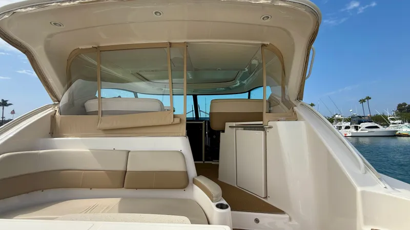 Slide: The Image of Tiara 4500 Sovran 2012 - 5