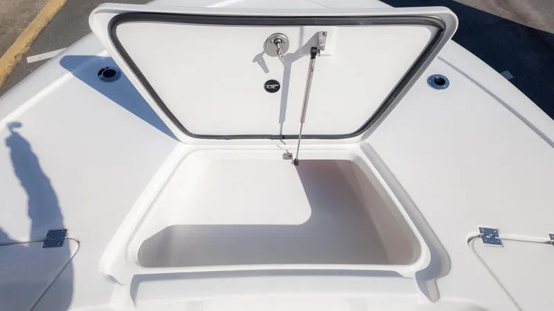 Slide: The Image of Tidewater 2110 Bay Max 2026 - 18