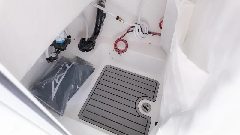 Slide: The Image of Tidewater 2110 Bay Max 2026 - 20