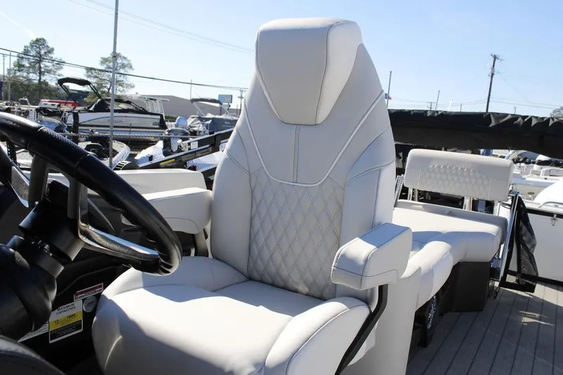 Slide: The Image of Luxurious captain's chair on 2026 Avalon CATALINA 23 boat, featuring elegant white upholstery. - 9