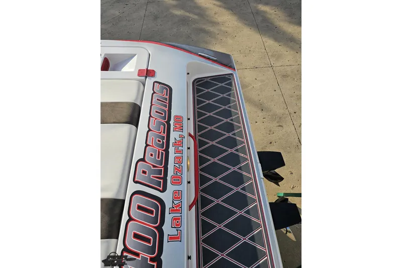 Slide: The Image of 2008 Donzi 38 ZR boat with "100 Reasons" text, Lake Ozark, MO. - 31