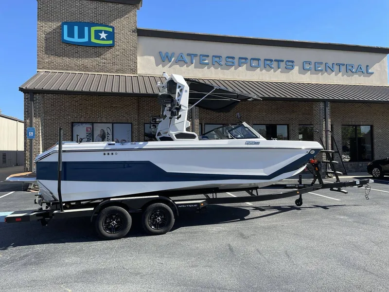 Slide: The Image of Nautique Super Air Nautique GS22 2026 - 39