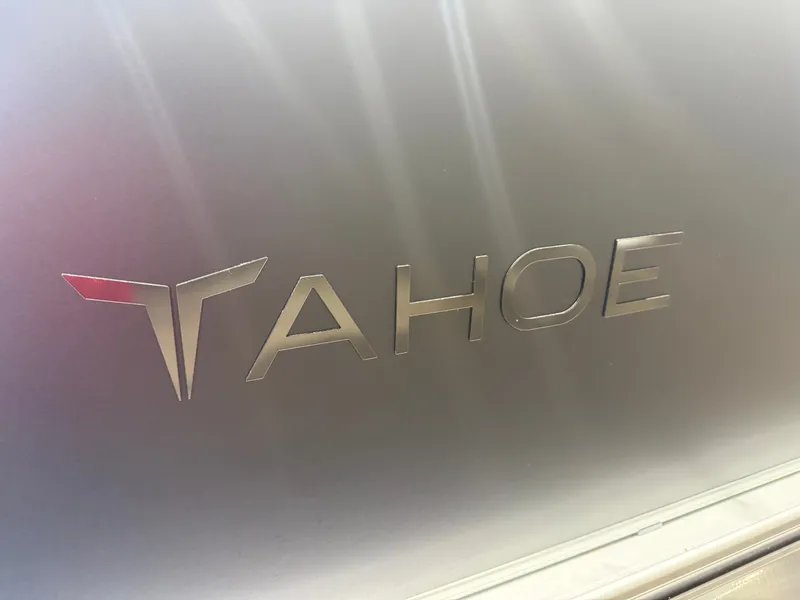 Slide: The Image of Tahoe LTZ 2385 Elite Cruise & Honda 4-Stroke EFI 2026 - 34