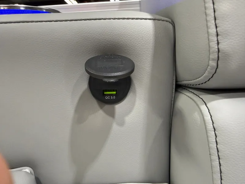 Slide: The Image of Tahoe Sport 2385 200HP VRB Swingback Tritoon 2026 - 24