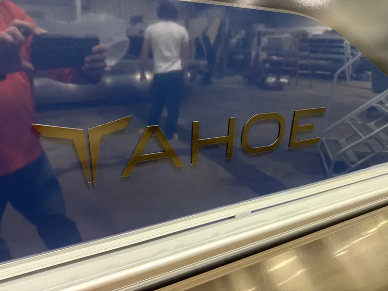 Slide: The Image of Tahoe Sport 2385 200HP VRB Swingback Tritoon 2026 - 39