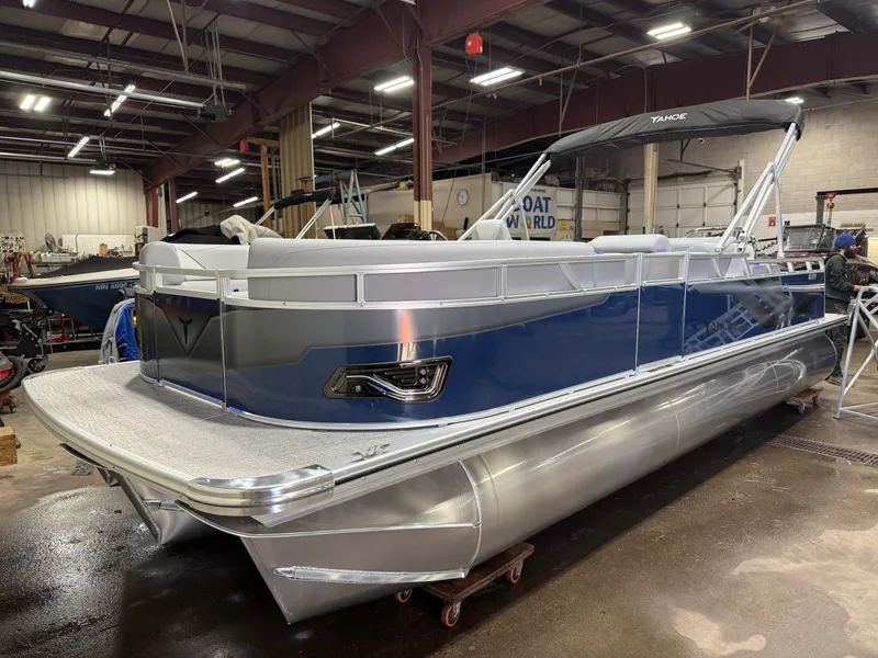 Slide: The Image of Tahoe Sport 2385 200HP VRB Swingback Tritoon 2026 - 49