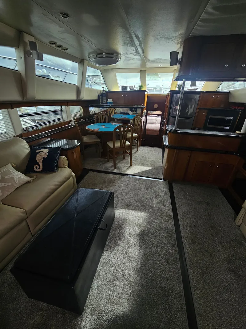 Slide: The Image of Carver Yachts 564 2001 - 36