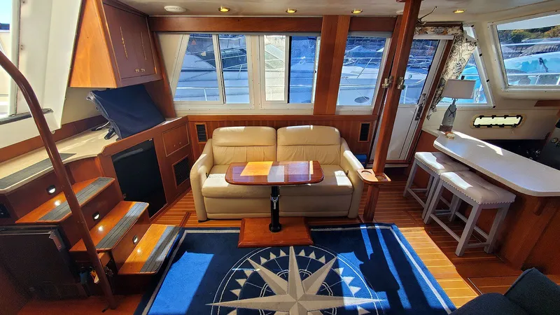 Slide: The Image of Salon Port - 13