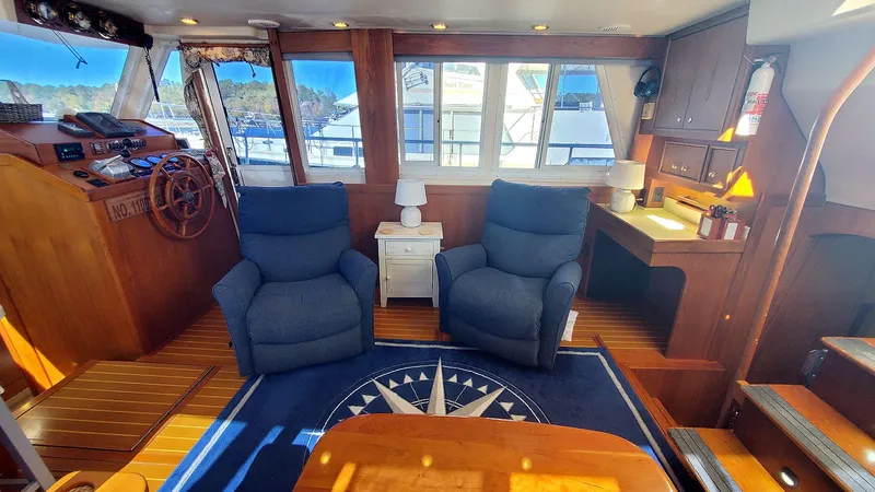 Slide: The Image of Salon Starboard - 14