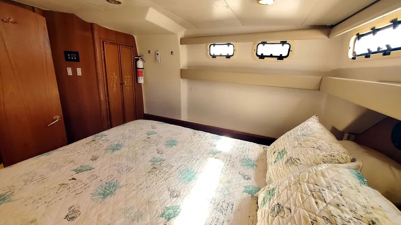 Slide: The Image of Master Stateroom Aft - 26