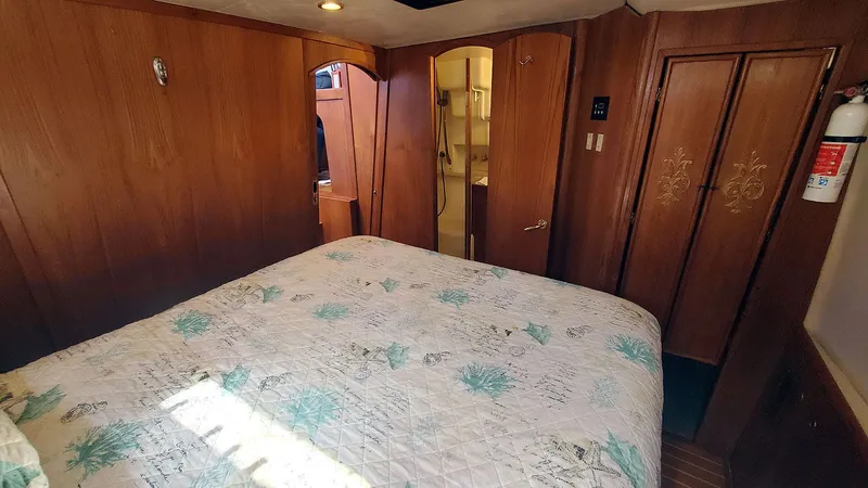 Slide: The Image of Master Stateroom Starboard Forward - 27