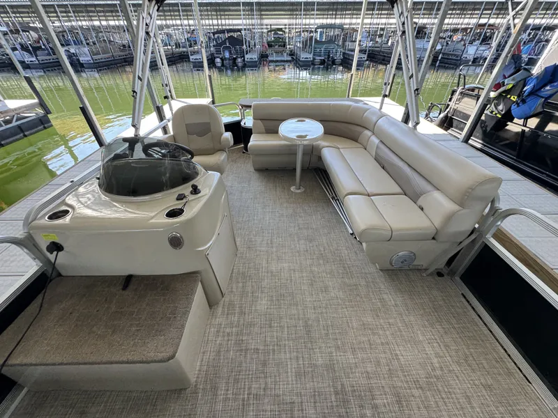 Slide: The Image of Montego Bay Fishing 8520 2PT BK 2018 - 22