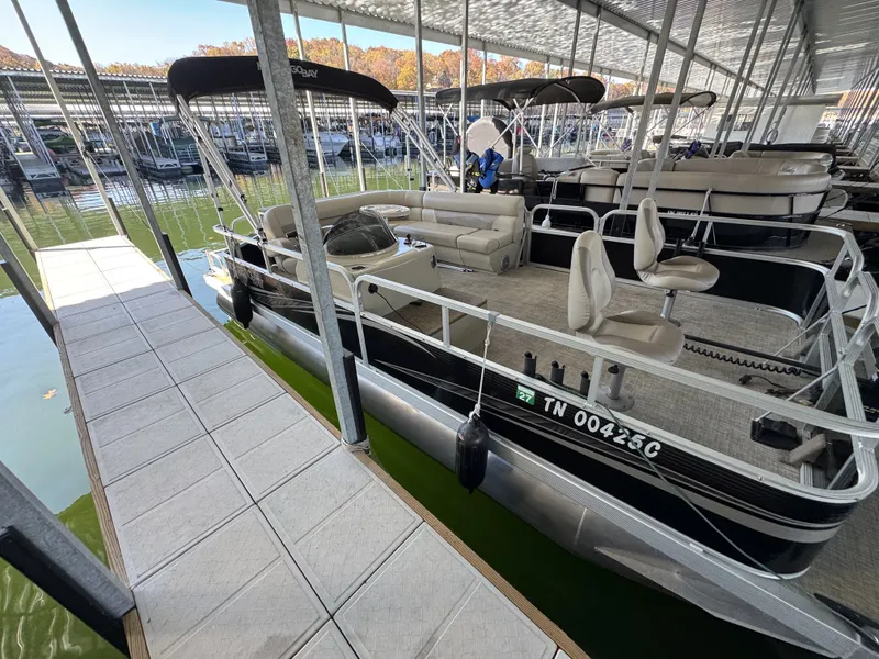 Slide: The Image of Montego Bay Fishing 8520 2PT BK 2018 - 6