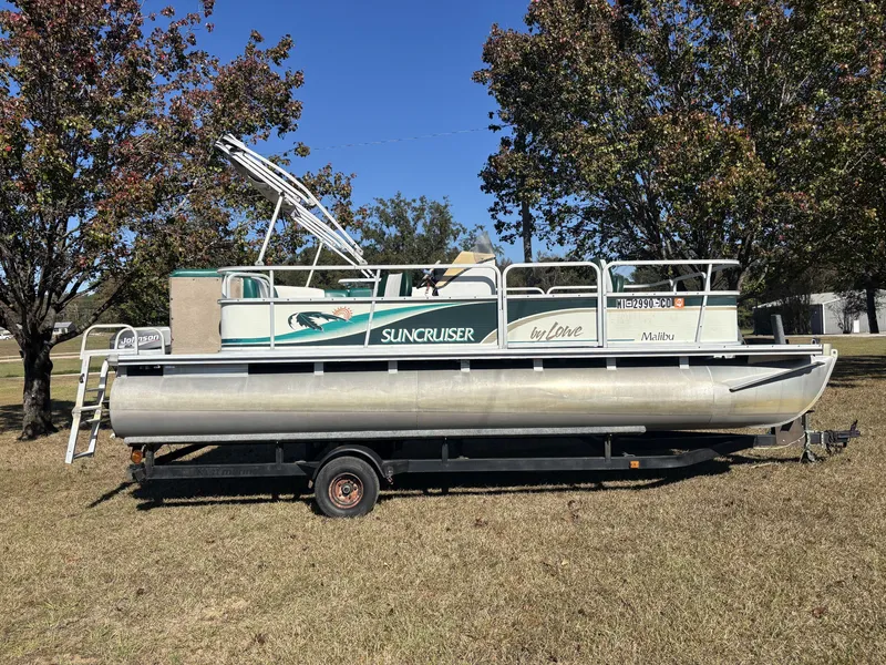 The Image of Lowe ML201 PONTOON 1999 - 1