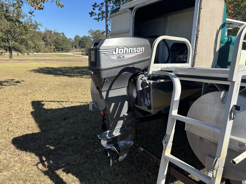 Slide: The Image of Lowe ML201 PONTOON 1999 - 8