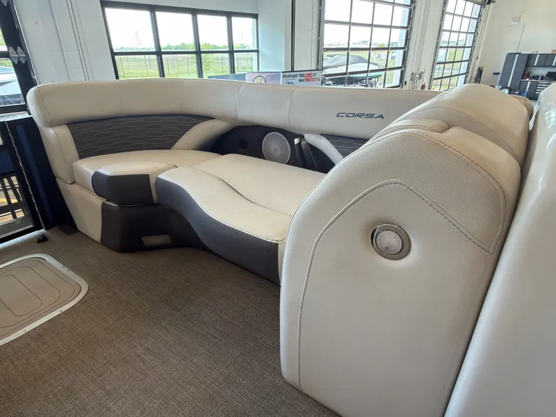 Slide: The Image of Barletta X23UC 2023 - 31