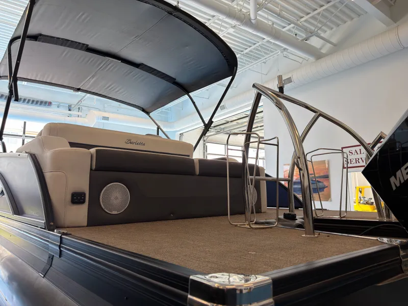 Slide: The Image of Barletta X23UC 2023 - 38