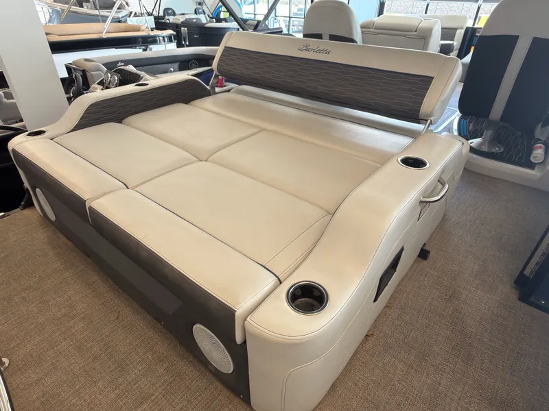 Slide: The Image of Barletta X23UC 2023 - 41