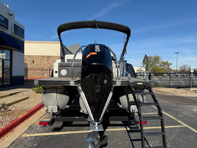 Slide: The Image of Barletta X23UC 2023 - 7