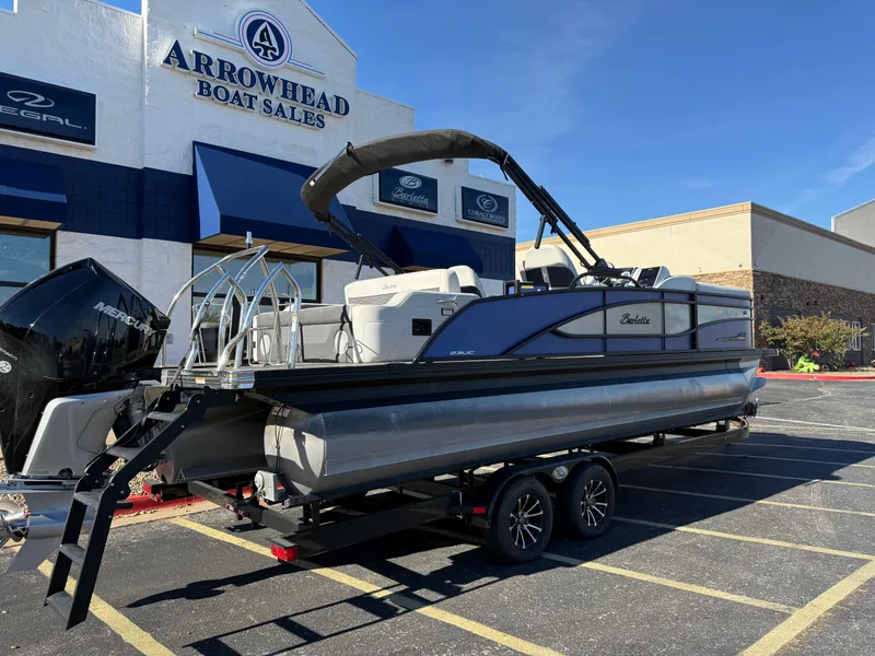 Slide: The Image of Barletta X23UC 2023 - 8